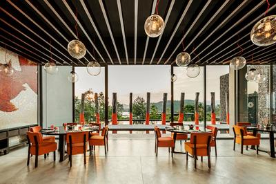 Nahmyaa Restaurant