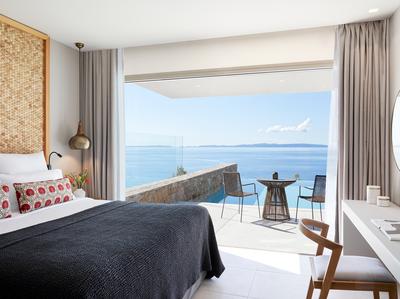 One Bedroom Suite Private Pool
