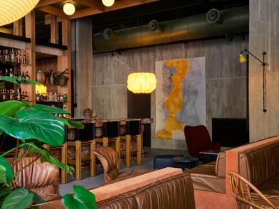 Lobby Bar