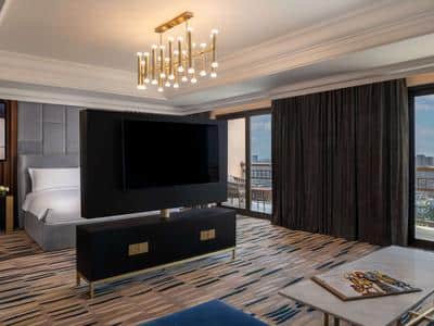 Presidential Club Suite