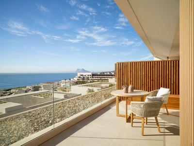 Three Bedroom Sea Front Suite