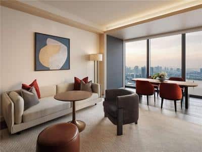 Fairmont Gold Signature Suite