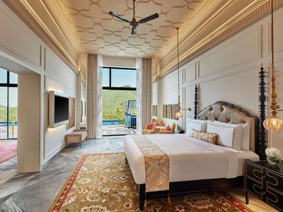 Jewel of Udaipur Suite