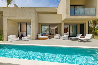 Oasis Mega Suite