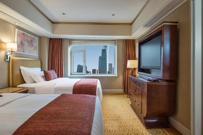 Statesman Suite