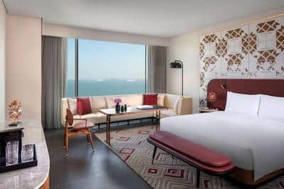 1 King Bed Deluxe