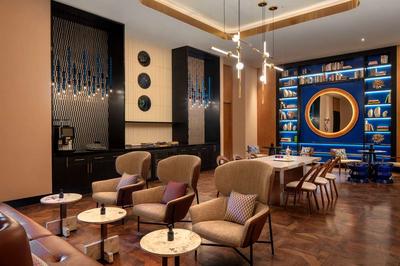 Bar Lounge