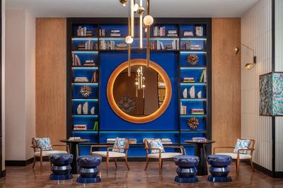 Bar Lounge