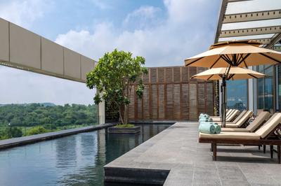 Rooftop Swimming Pool