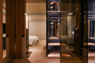 1 King Club Access