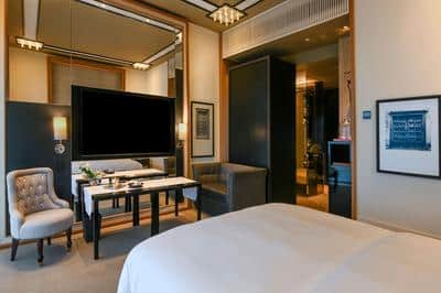 1 King Club Access