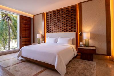 Butler Service Oceanfront 2 Bedroom Signature Suite