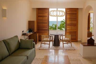 Butler Service Oceanfront 2 Bedroom Signature Suite