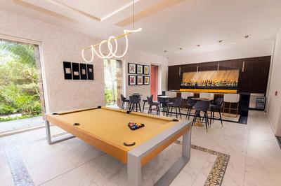 Diomond Club Lounge