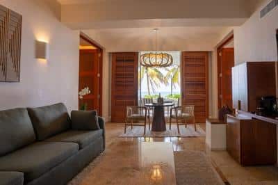 Butler Service Master 2 Bedroom Presidential Suite
