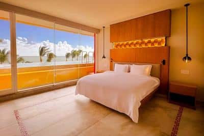 Butler Service Chairman 3 Bedroom Signature Suite