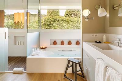 The Residence Suite