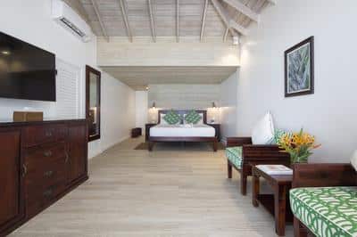 Superior Deluxe Beachfront Room