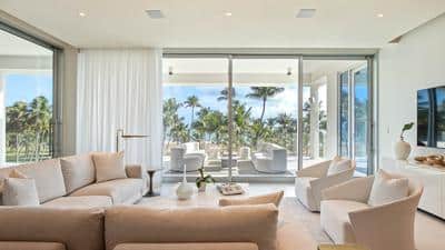 Four-Bedroom Oceanfront Residence