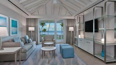 Oceanfront One Bedroom Suite with Balcony