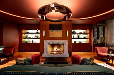 Conrad Bar