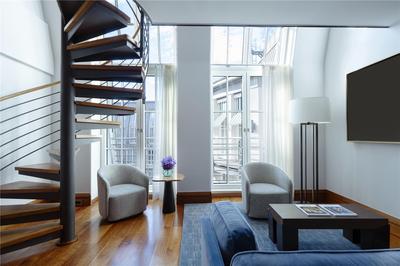 King Duplex Studio