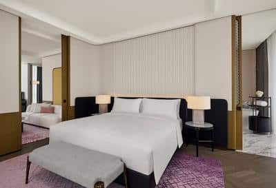 King Deluxe Suite
