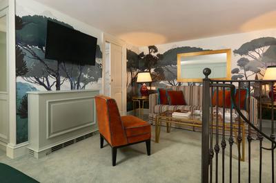 Luxury Apartment