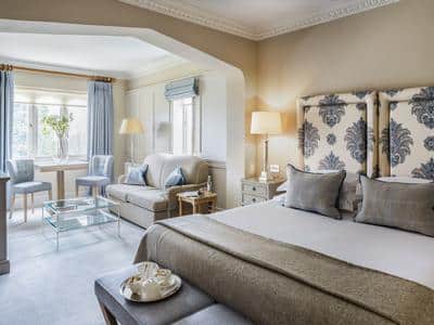 Premier Deluxe Room