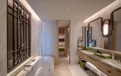 St. Regis Suite