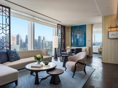 Caroline Astor Suite