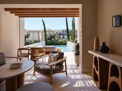 Hemera Private Pool