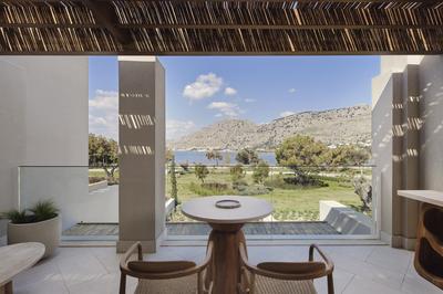 Eos Suite Sea View