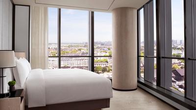 Premier Room, 1 King, Gusu View