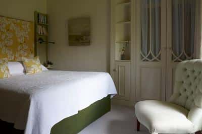 Small Classic Room