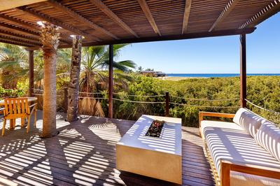 Beach View Bungalow King