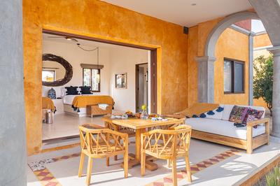 Rooftop Villa Queen