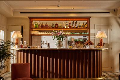Novél Bar