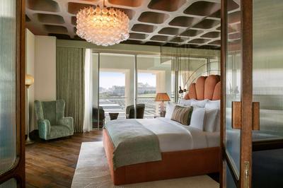 Palace View Suite