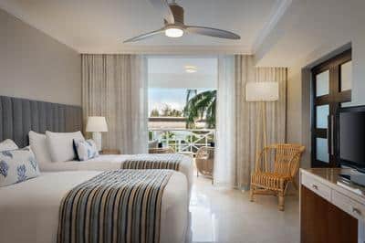 Deluxe Club Room