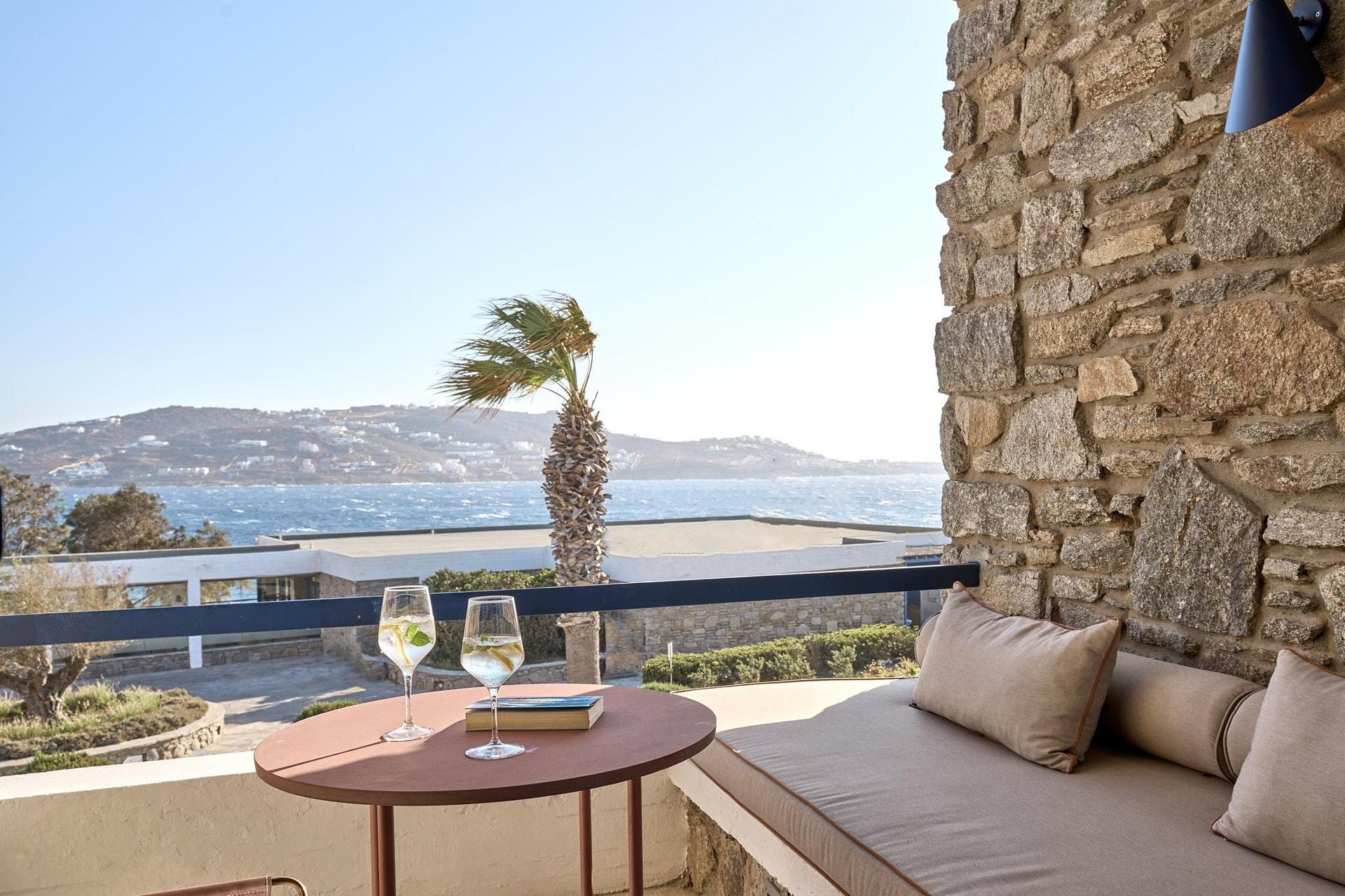 Theoxenia One Bedroom Suite Sea View with Private Pool