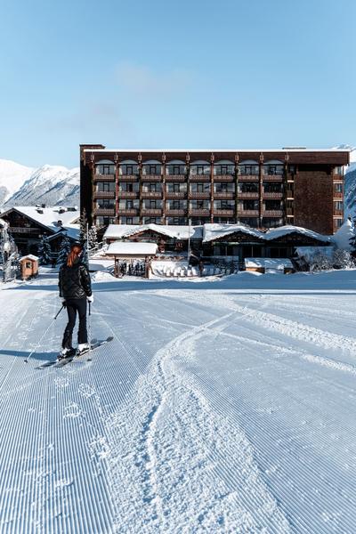 Skiing