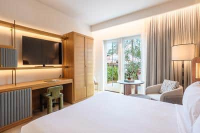 Premium Pool View Suite