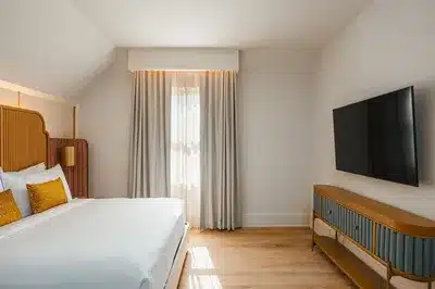 Bardo Suite
