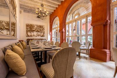 AniMare Restaurant