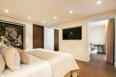 Riviera Suite