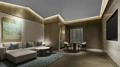 Lake View Suite