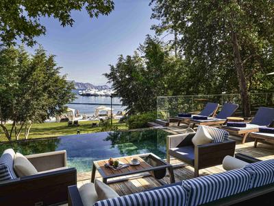 Villa Privé, Sea View