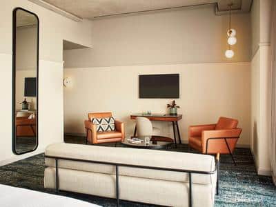 Headliner Suite