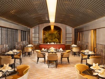 The Chrysanthemum Dine